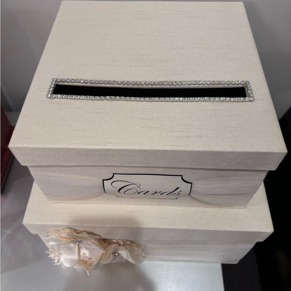 Etsy Cream Card Storage Box - Picture 3 of 3